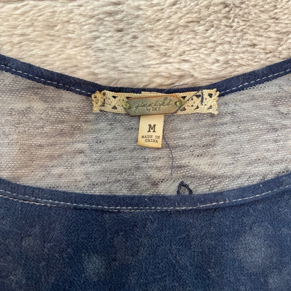 Gimmicks by BKE size M Top Buckle - Picture 3 of 7